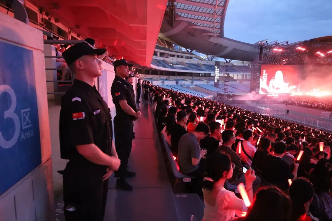 E:/25.12.10后 上傳網站留存/【回首2025】南京保安“五新”答卷迎接“十五五”/回首2025照片/10.jpg10